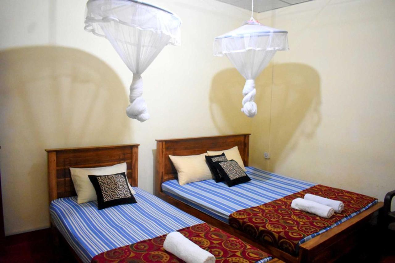 Ranliya Lodge Anuradhapura Zewnętrze zdjęcie